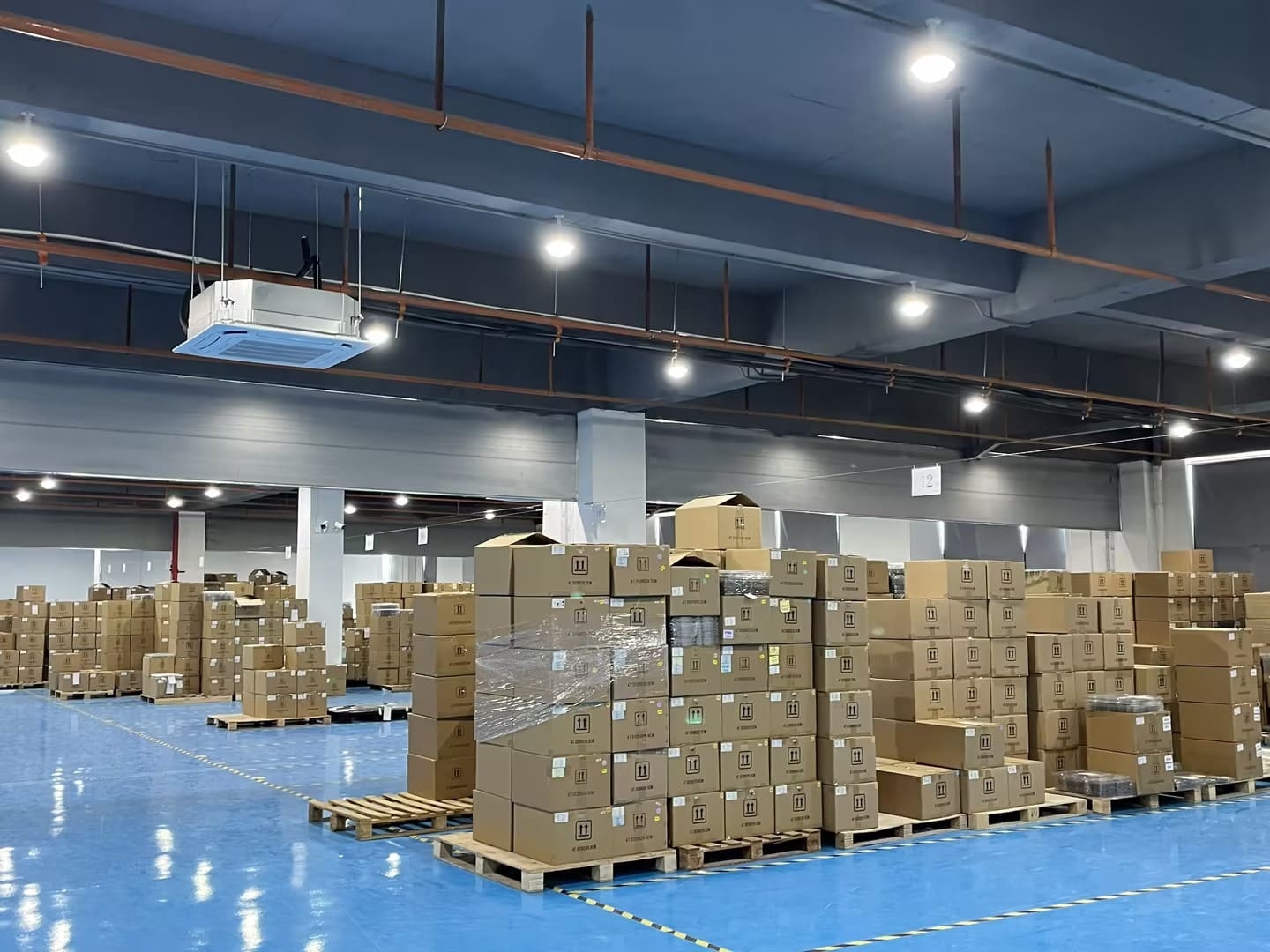 CPG Mobile Phone Parts and Accessories Wholesaler Group Production Line 2