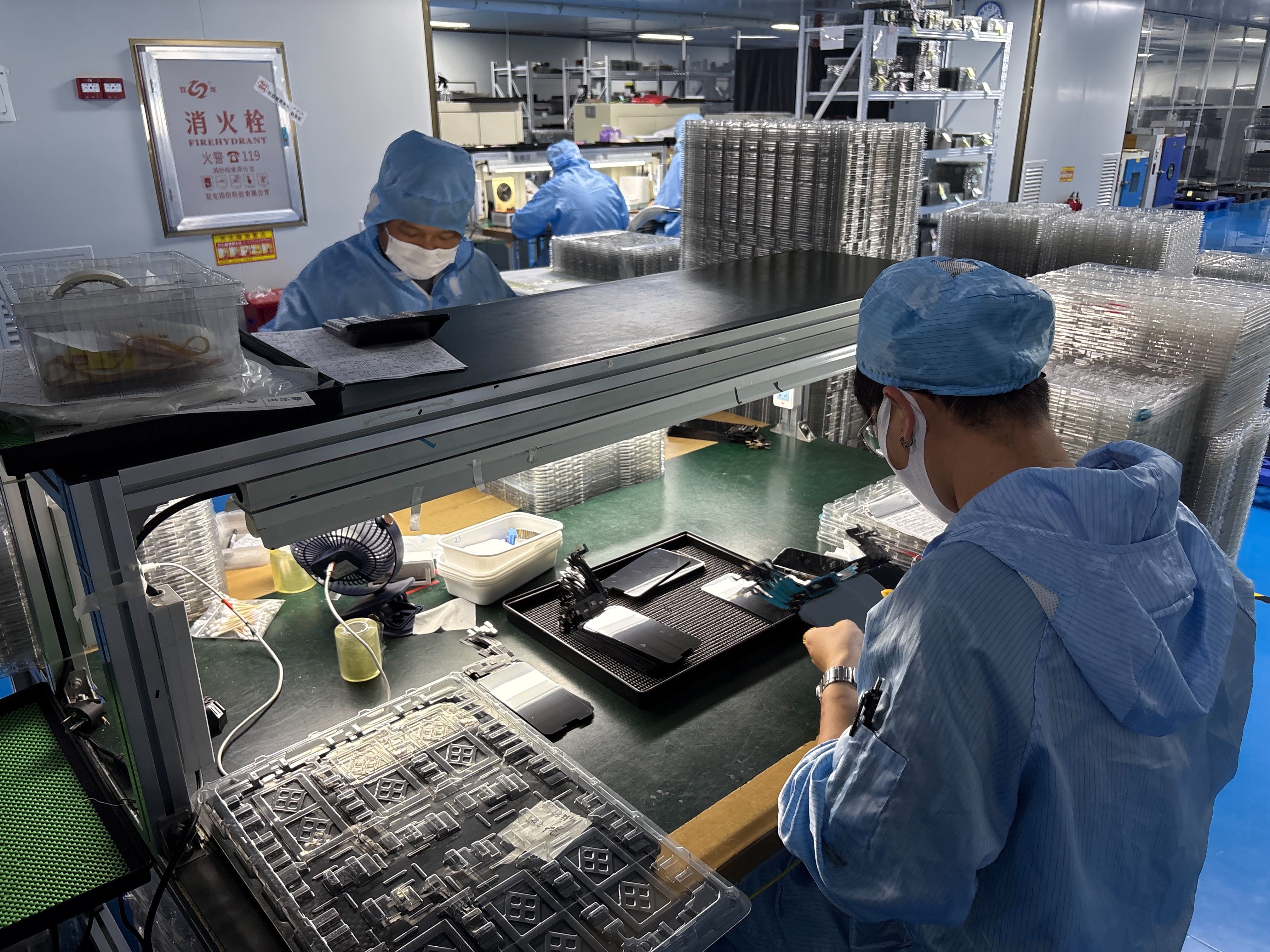 CPG Mobile Phone Parts and Accessories Wholesaler Group Production Line 5