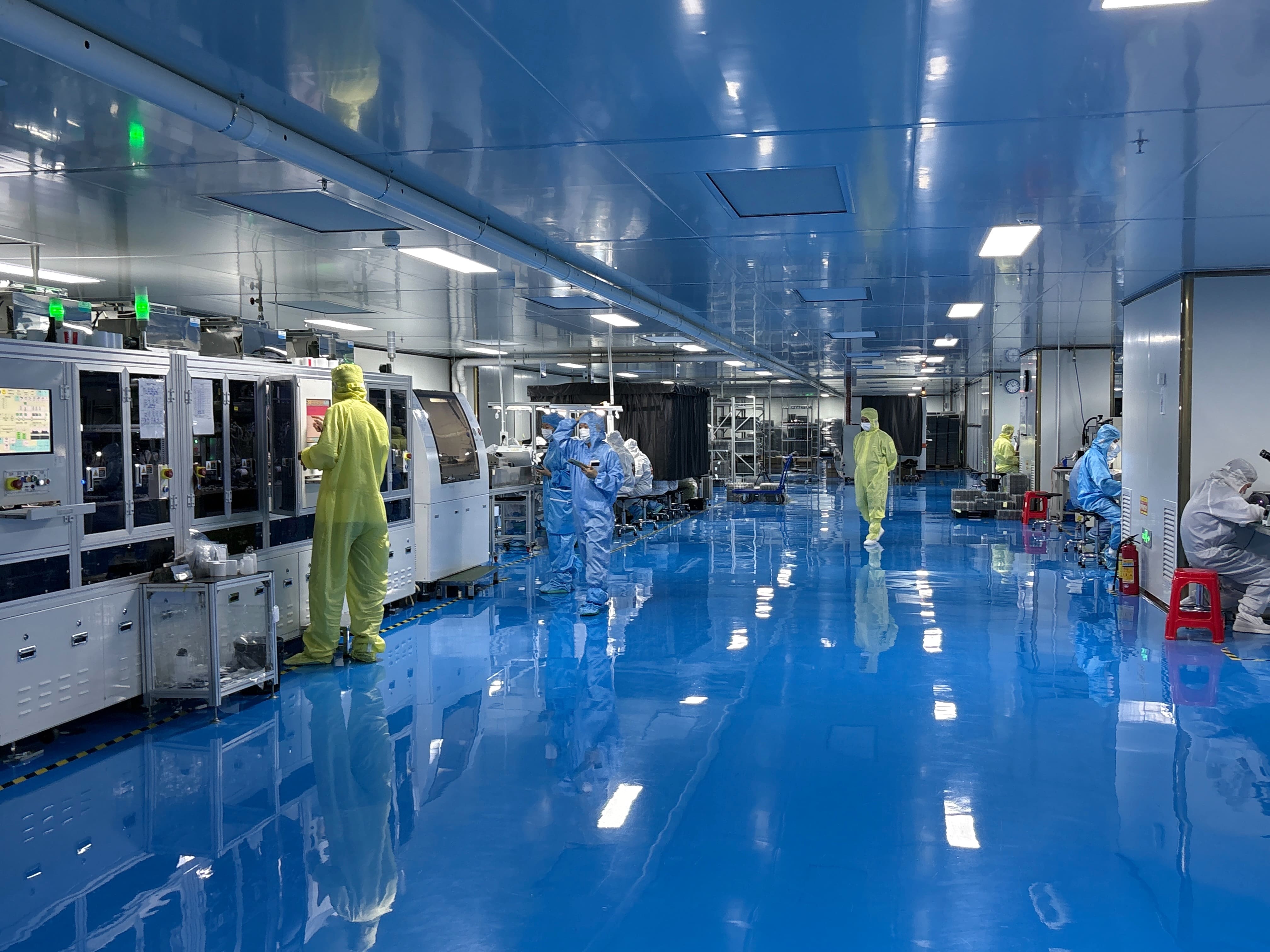 CPG Mobile Phone Parts and Accessories Wholesaler Group Production Line 8